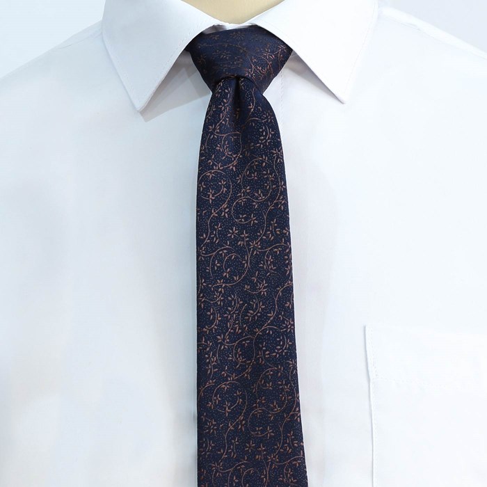 ست کراوات و پوشت طرح گل سرمه ای قهوه ای کد T01-07-91231 Tie and skin set of navy brown flower design code T01-07-91231