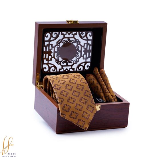 ست کراوات و پوشت طرح Macclesfield خردلی بادمجانی کد T01-07-2745